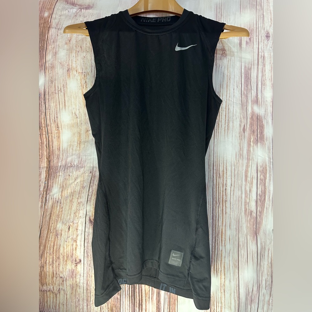 Nike tank compression dri fit